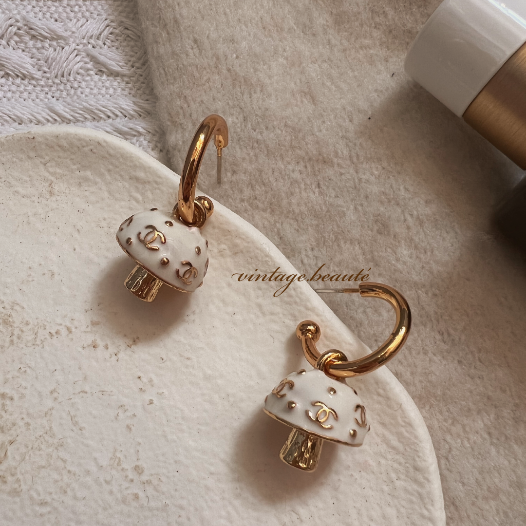 Vintage Chanel Earring