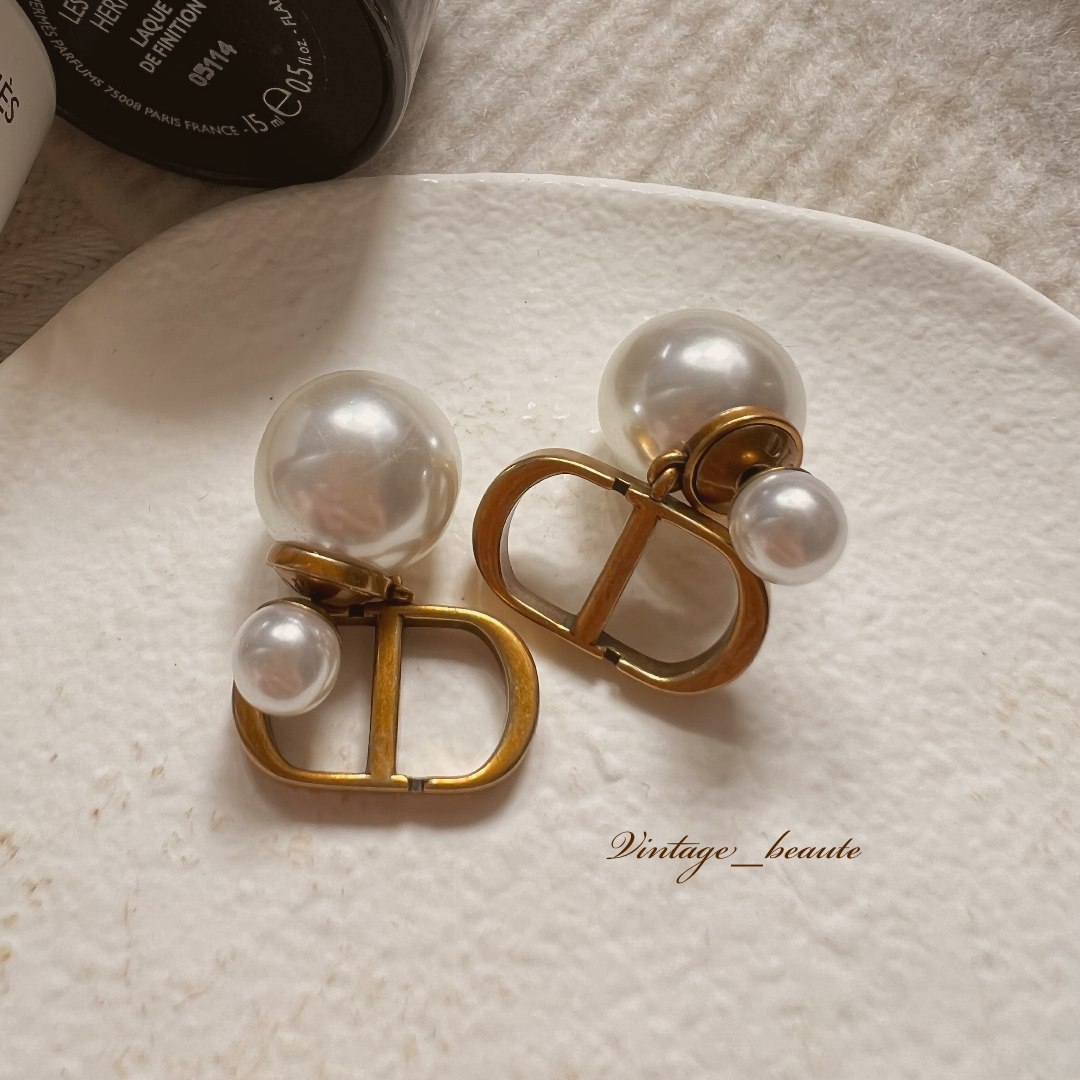 Vintage Dior Earring