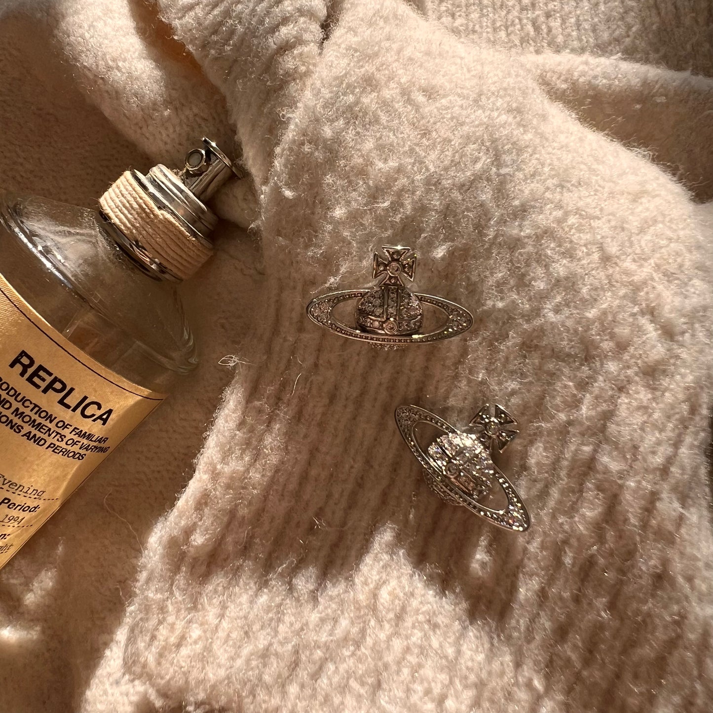 Vintage vivienne westwood earring