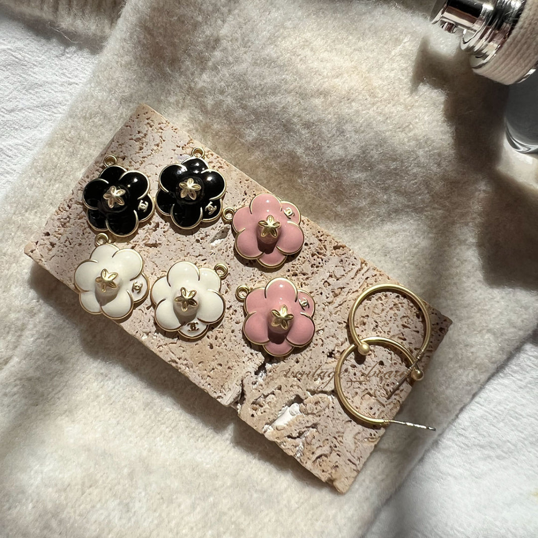 Vintage Chanel Earring