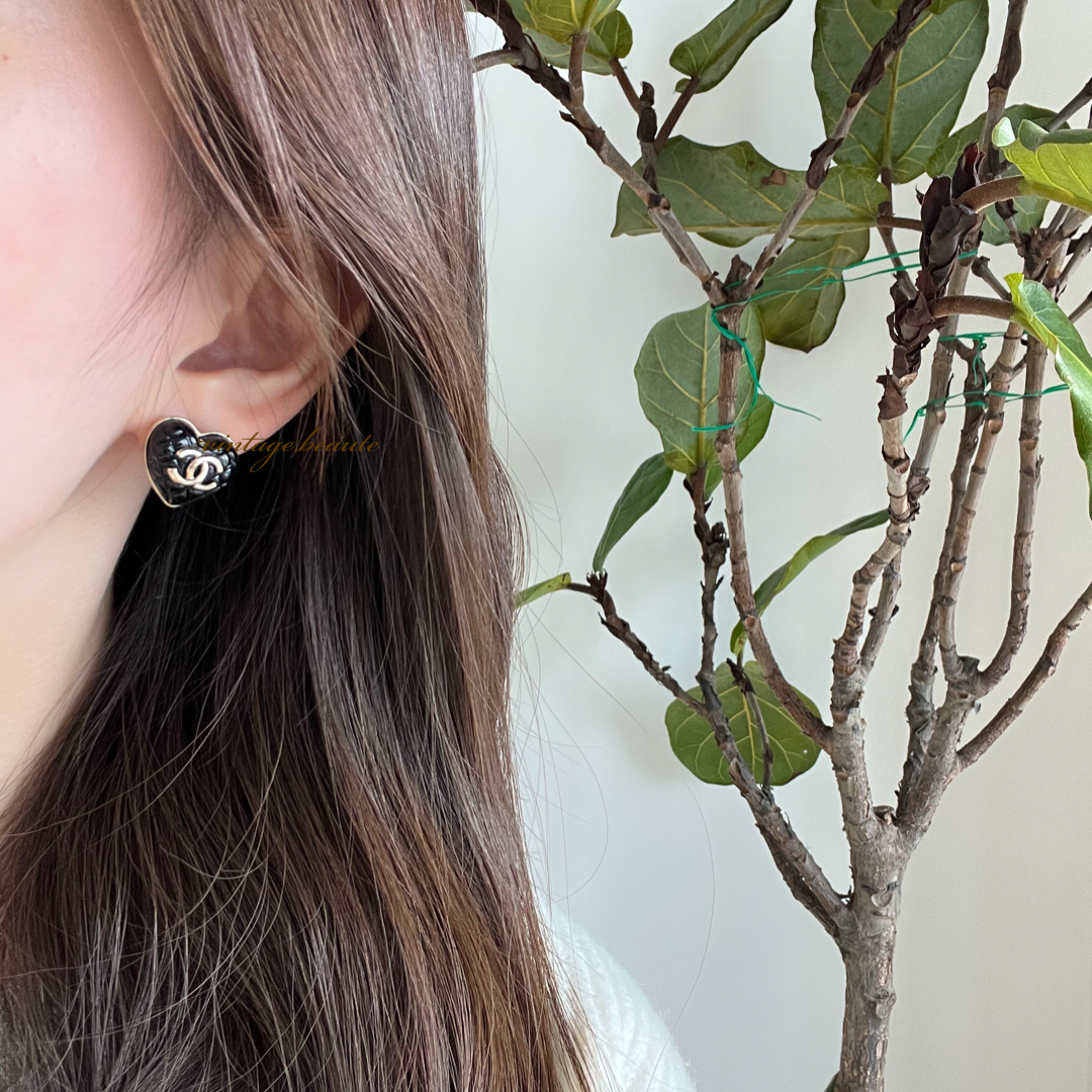 Vintage Chanel Earring