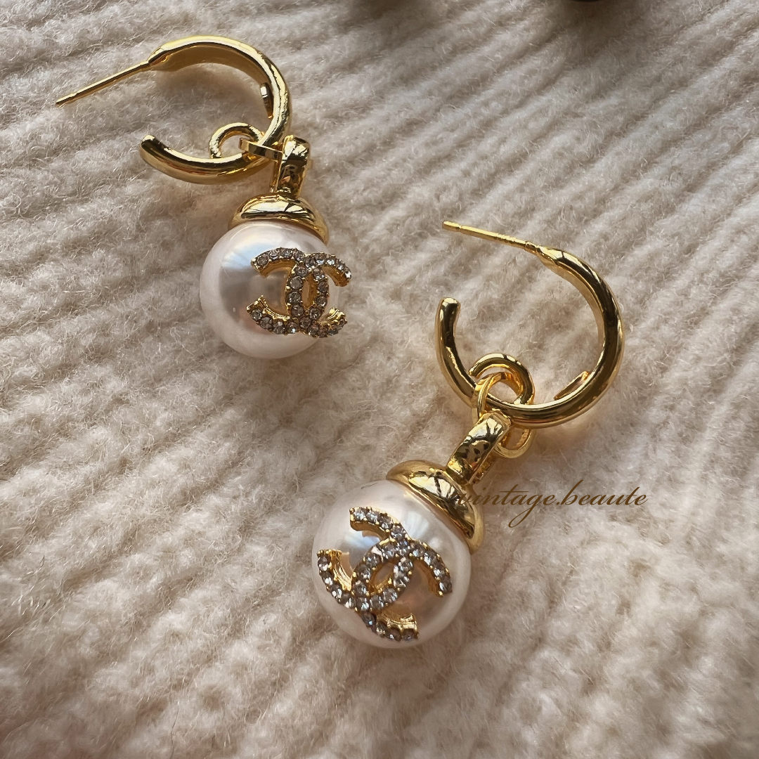 Vintage Chanel earring