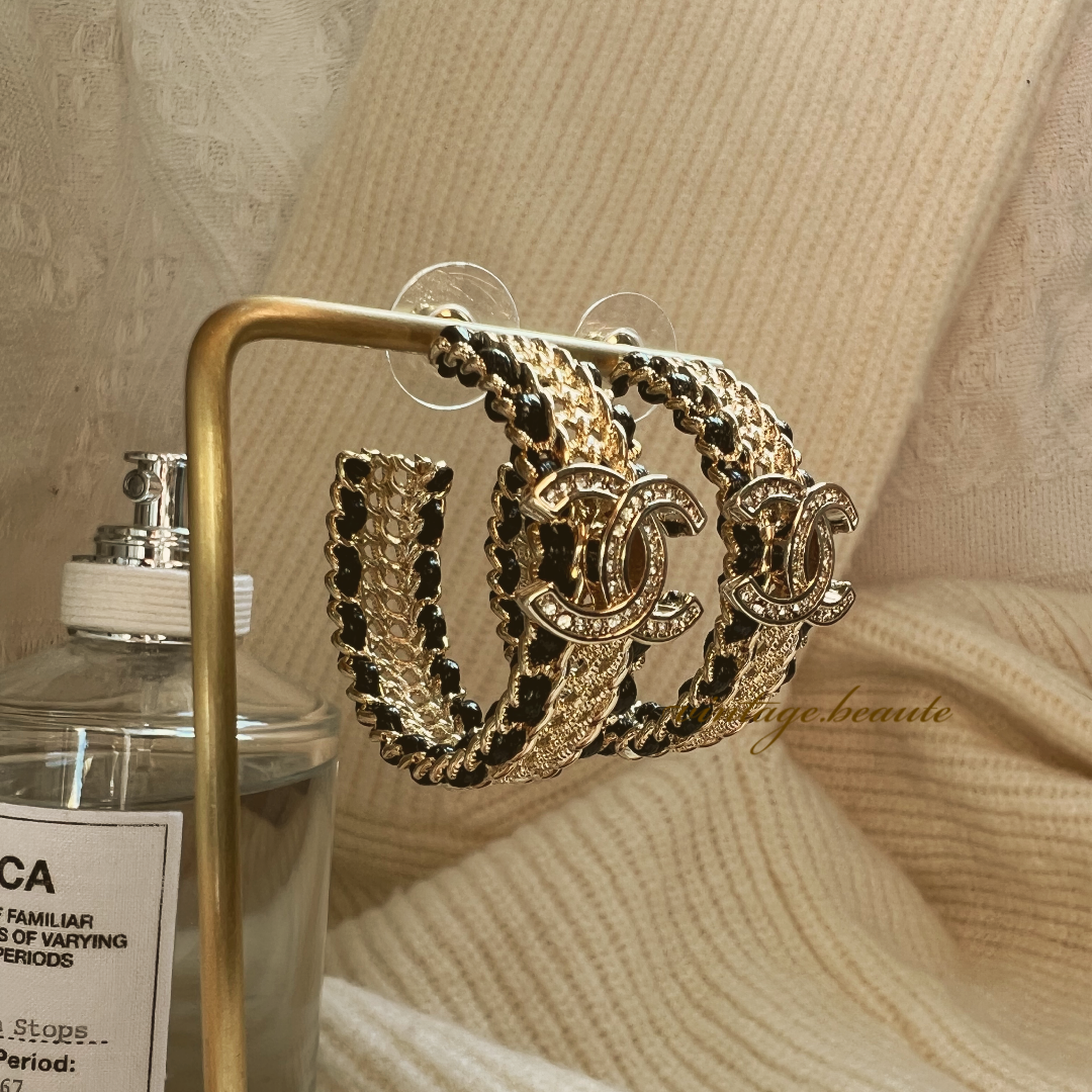 Vintage Chanel Earring
