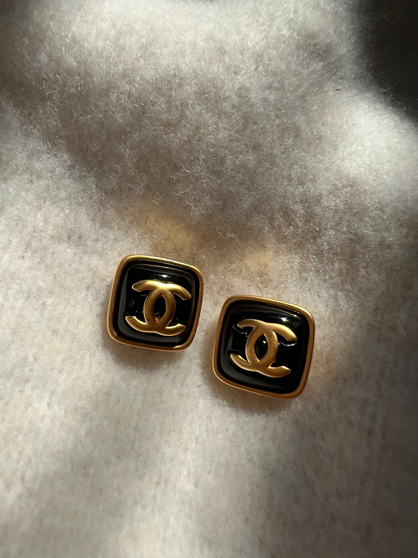 Vintage Chanel Earring