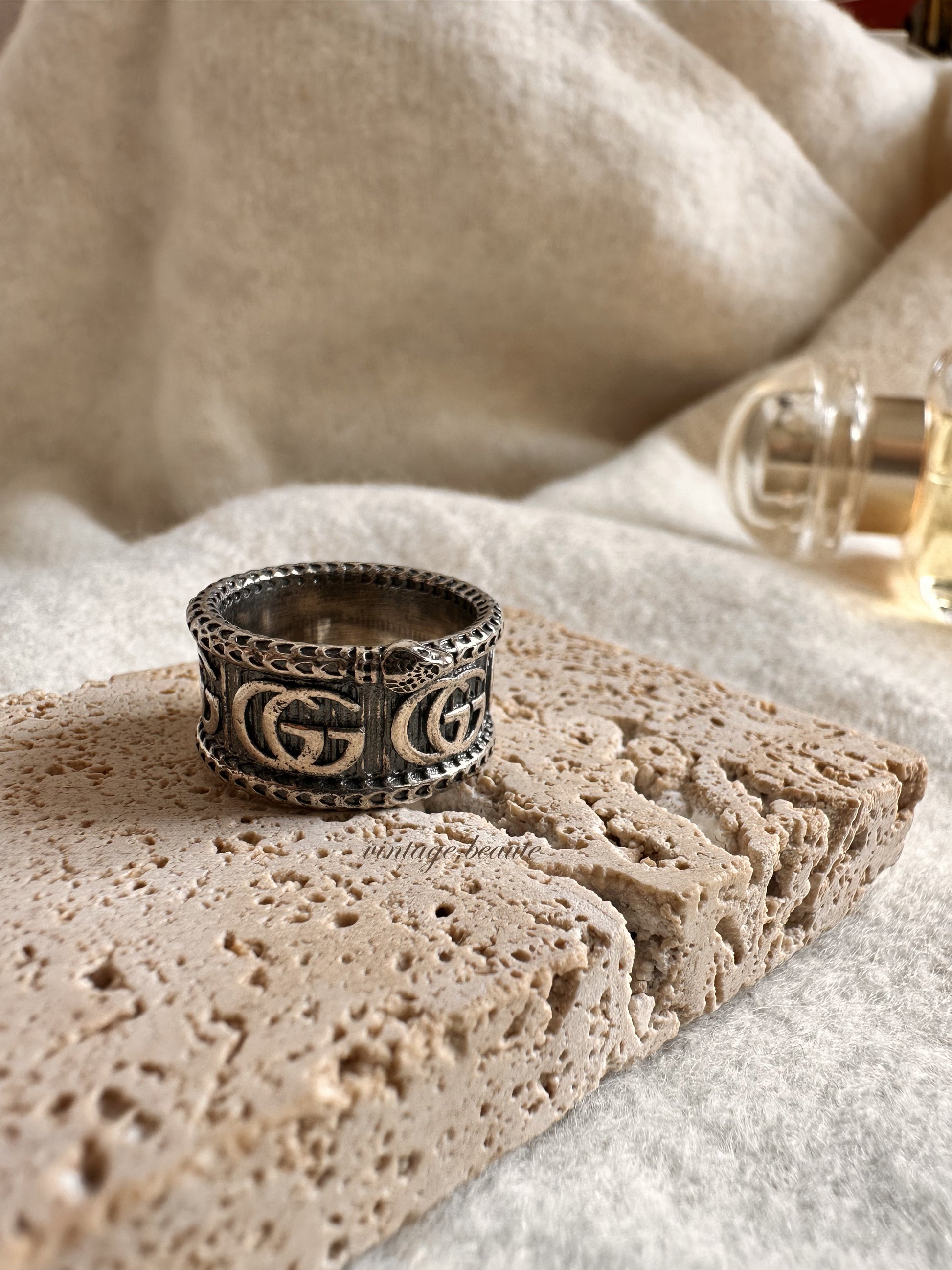 Vintage store gucci ring